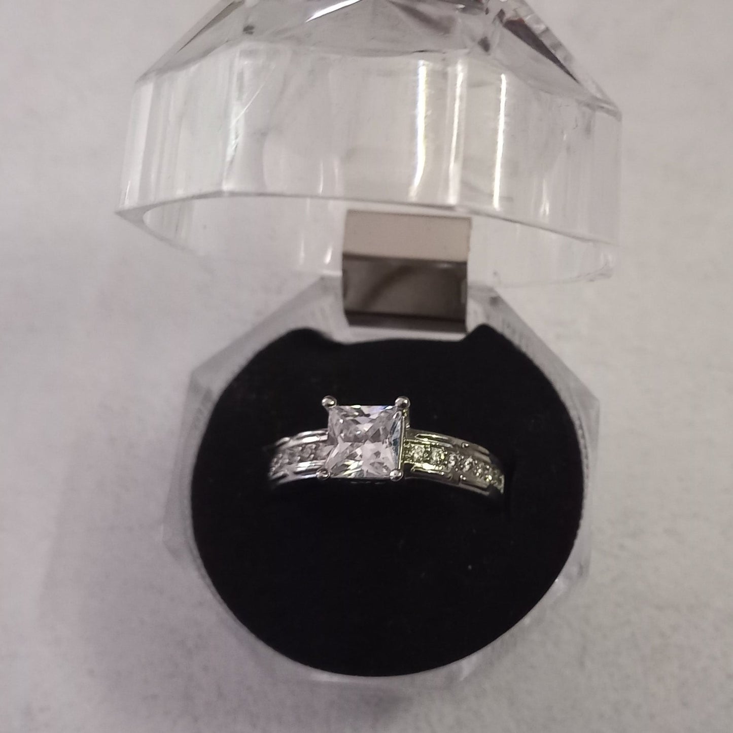 Classic 1.9ct 4 Prong Cr. Diamond Ring - Size 7 / 8