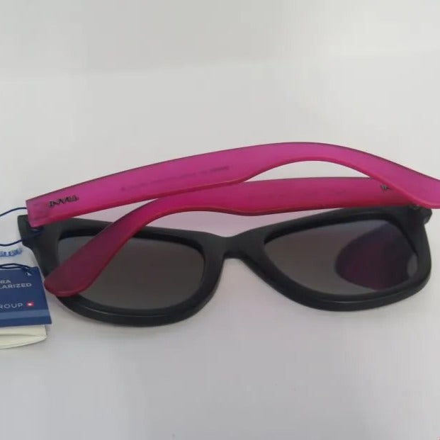INVU Trendy Sunglasses with Mirror Lenses