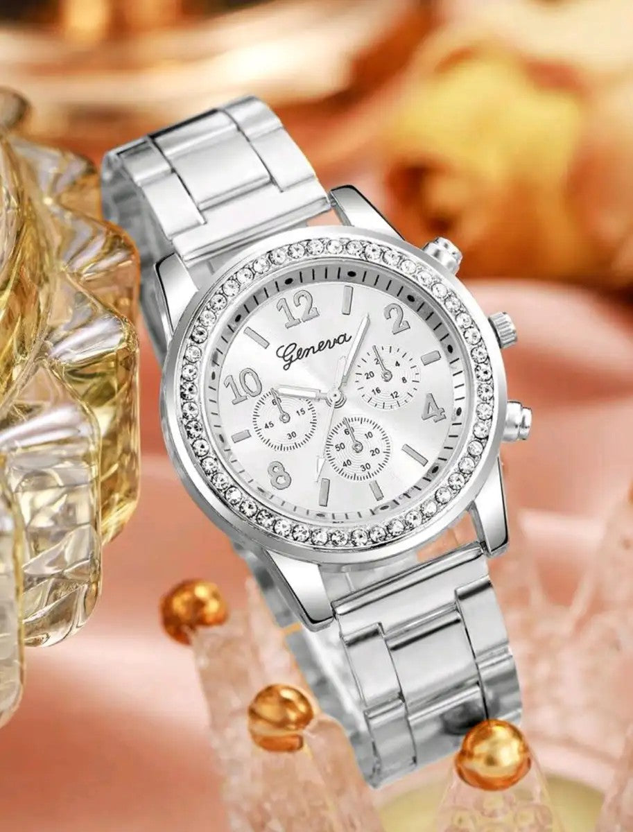 Luxurious Woman 5pcs Quartz Watch Set