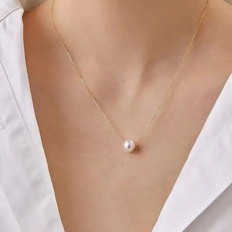 Timeless Faux Pearl Pendant Necklace