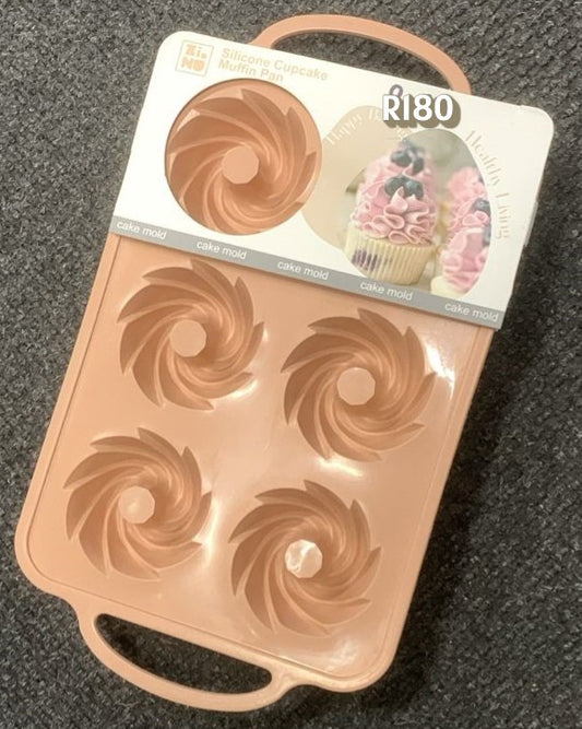 Swirl Shaped Silicone Baking Mold