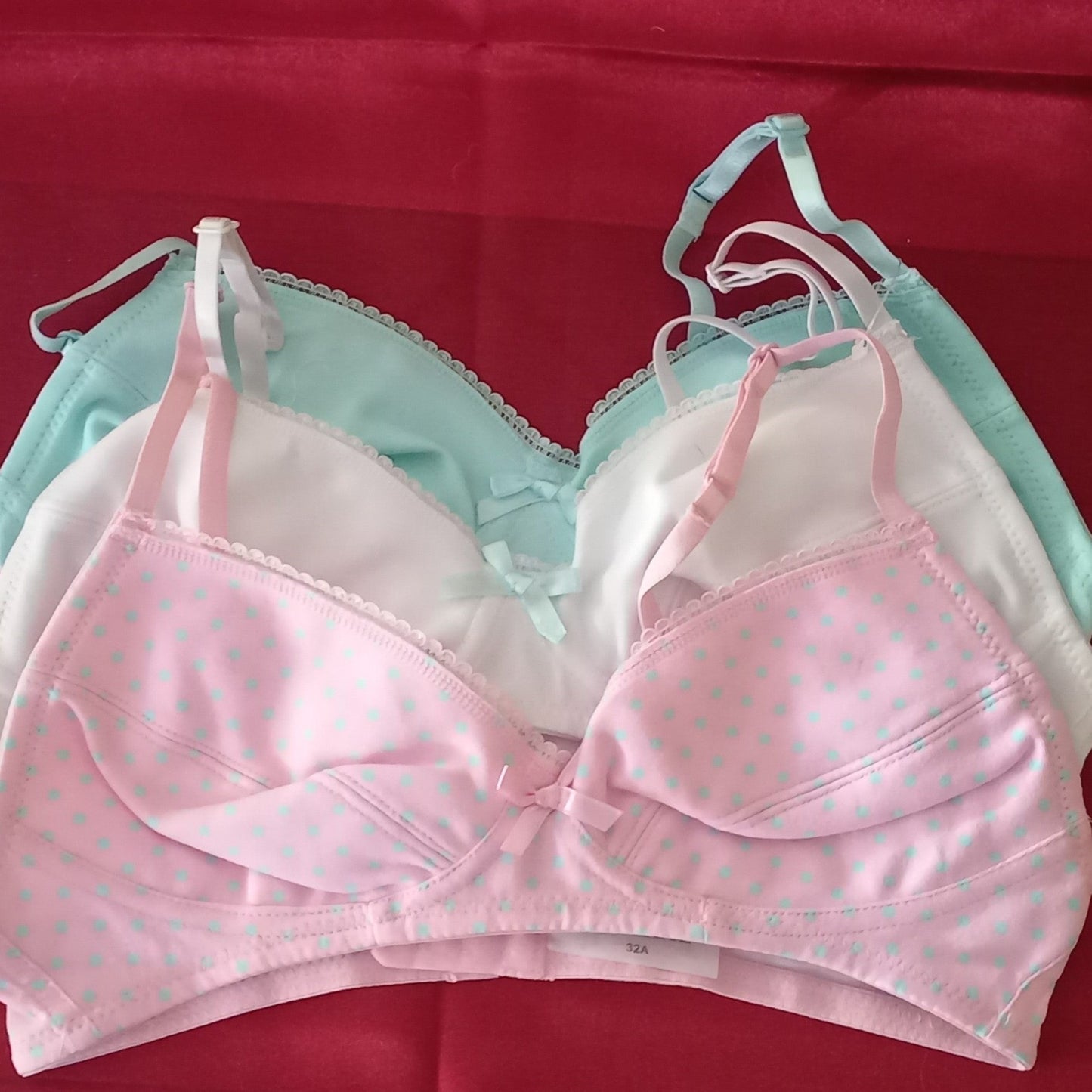 Comfortable Stylish 3 Pack Bras (Size 32A)